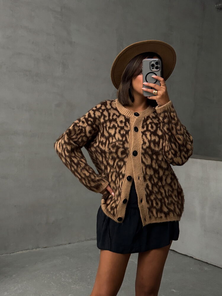 Leopard knitted cardigan