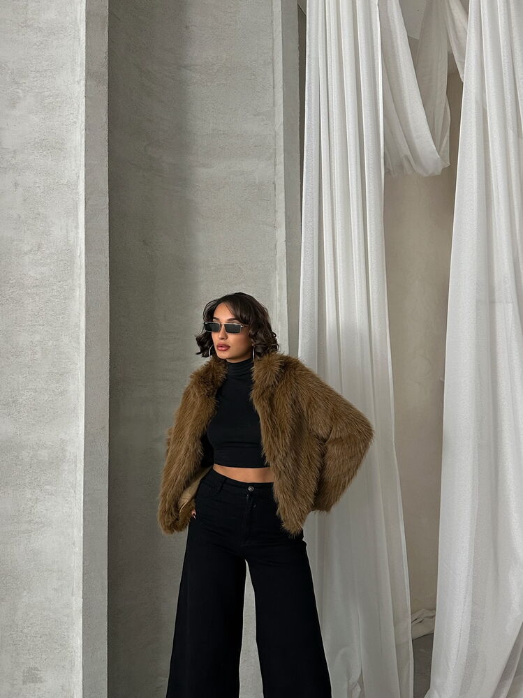 Fur coat