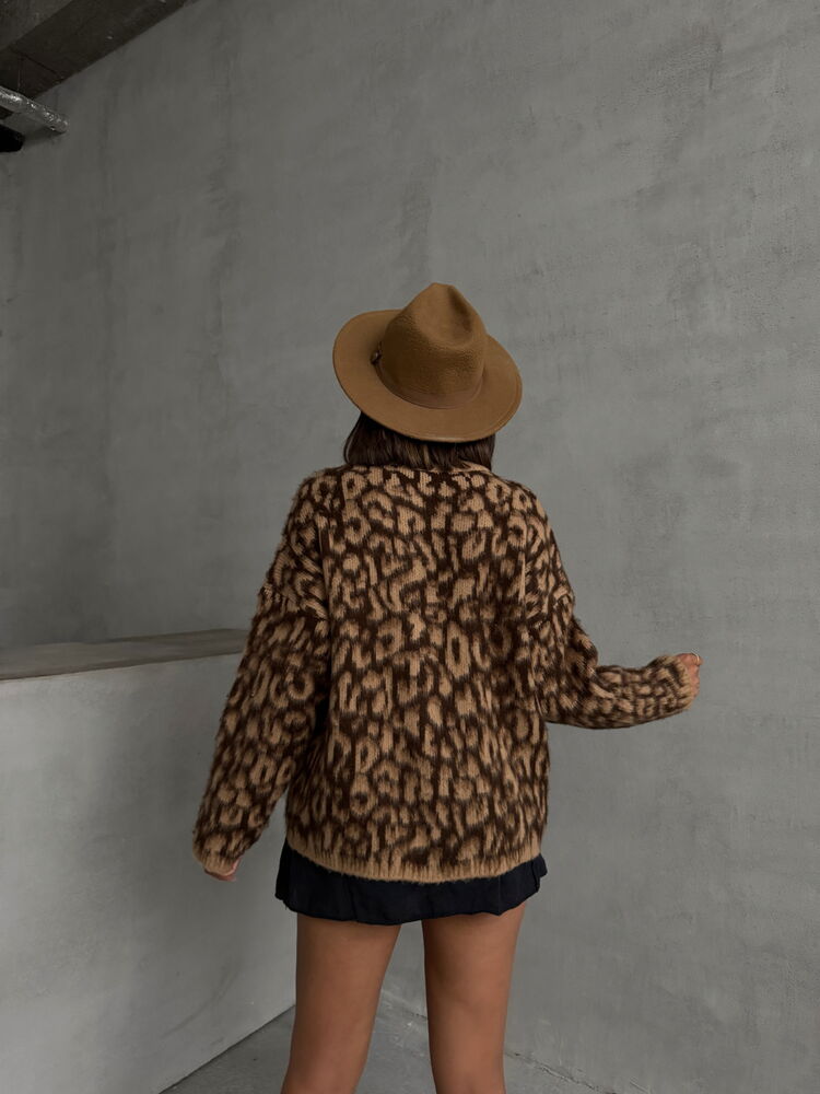 Leopard knitted cardigan