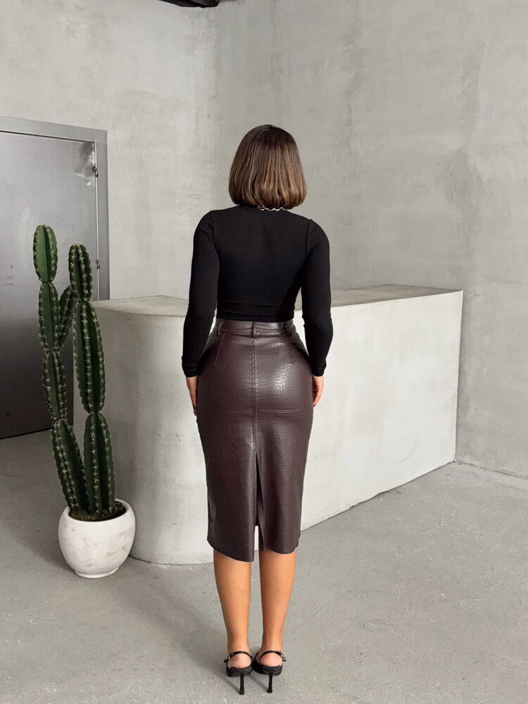 Leather skirt