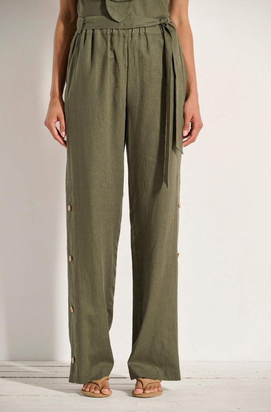 Wide-leg trousers
