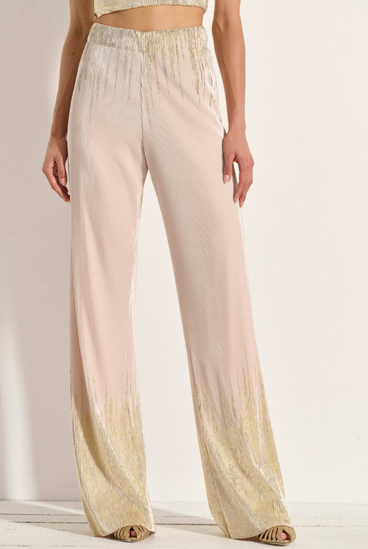Wide-leg trousers